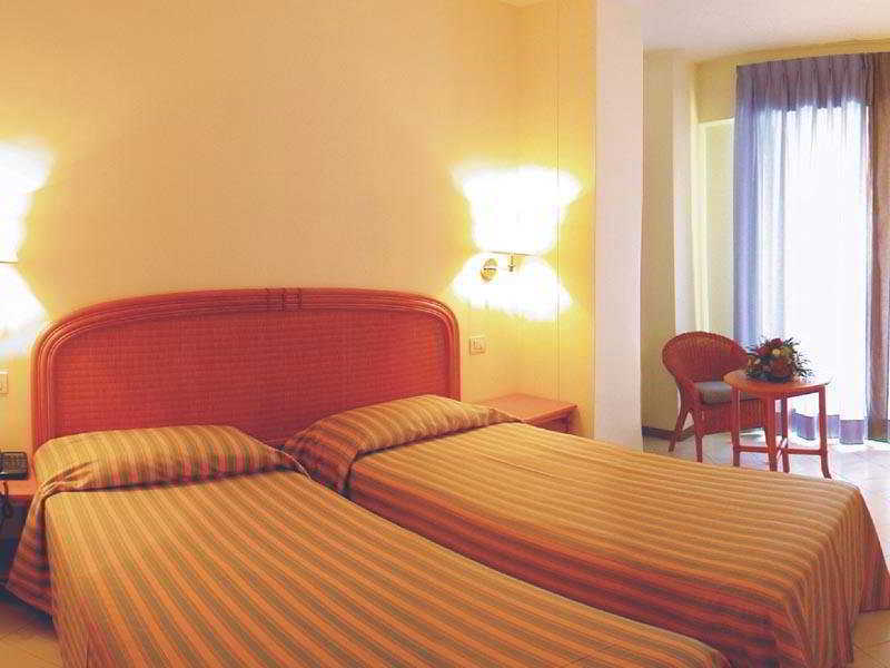 Hotel Del Levante Torre Canne Room photo